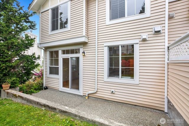 5301 164th Avenue SE, Bellevue, WA 98006