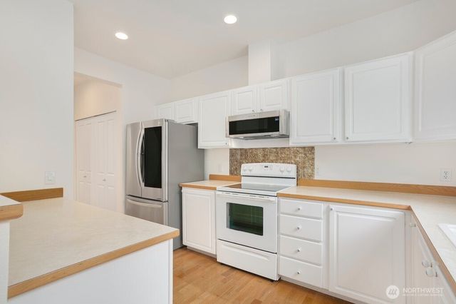 5301 164th Avenue SE, Bellevue, WA 98006