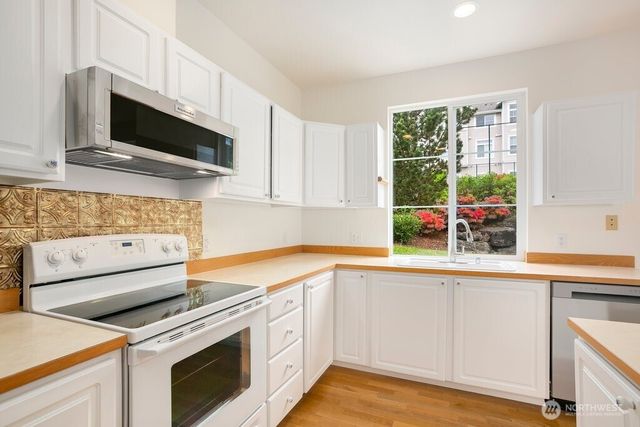 5301 164th Avenue SE, Bellevue, WA 98006