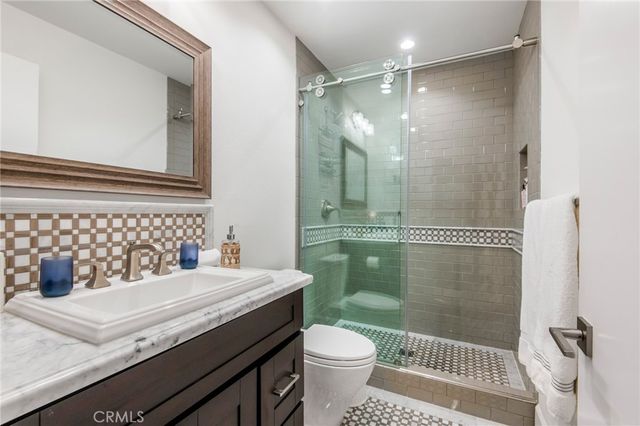 2492 Glenneyre Street, Laguna Beach, CA 92651