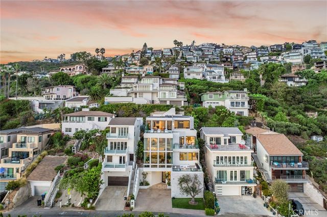 2492 Glenneyre Street, Laguna Beach, CA 92651