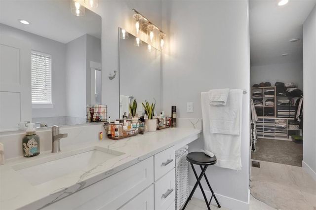 5230 S Lincoln Way, Spokane, WA 99224