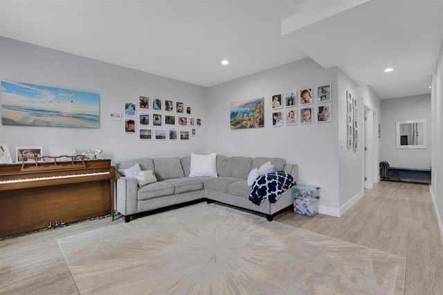 5230 S Lincoln Way, Spokane, WA 99224