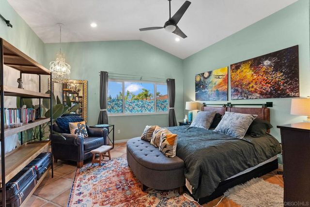 871 Blackwood Rd, Chula Vista, CA 91910