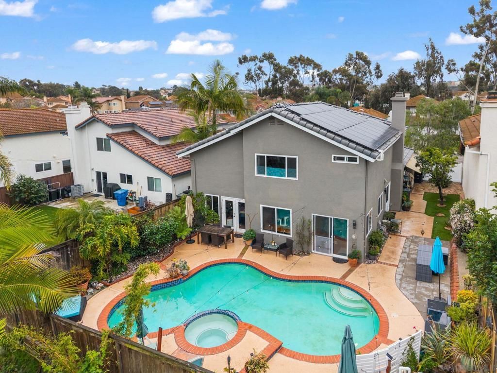 Image 1 of property listing at 871 Blackwood Rd, Chula Vista, CA 91910