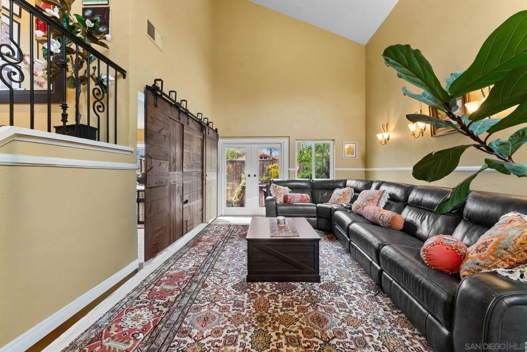 Image 5 of property listing at 871 Blackwood Rd, Chula Vista, CA 91910