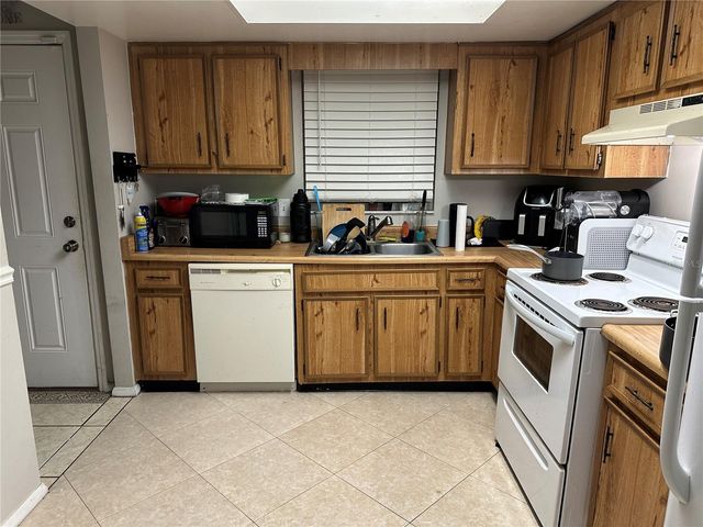 2513 RIO PINAR LAKES BOULEVARD, Orlando, FL 32822