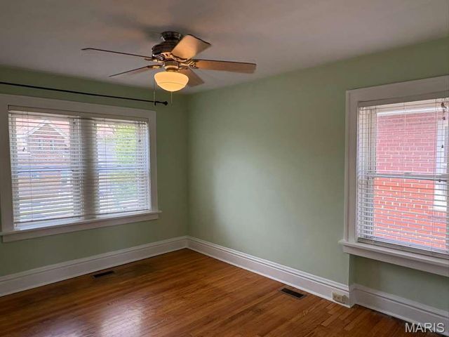 6926 Hurst Court, St Louis, MO 63116