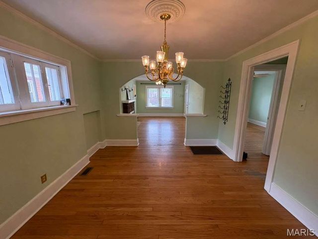 6926 Hurst Court, St Louis, MO 63116