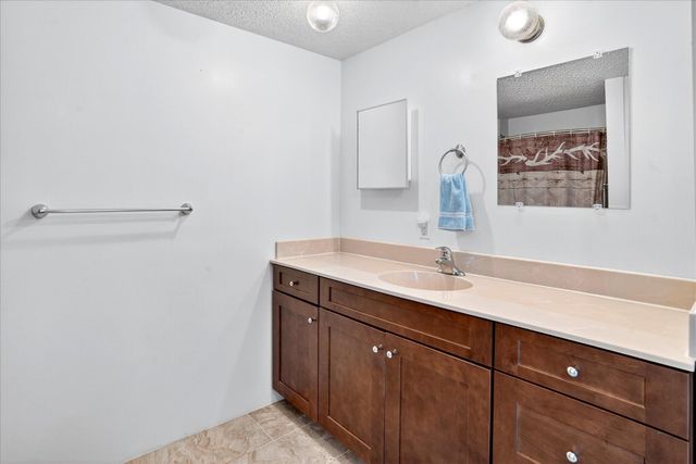 20300 E 1650 Road, Stockton, MO 65785