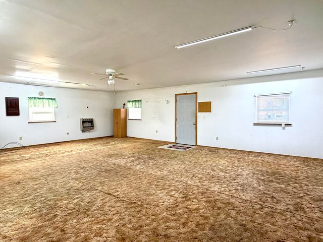 20300 E 1650 Road, Stockton, MO 65785