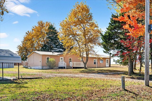 20300 E 1650 Road, Stockton, MO 65785