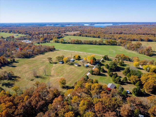 20300 E 1650 Road, Stockton, MO 65785