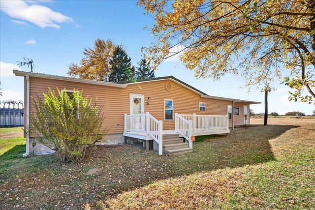 20300 E 1650 Road, Stockton, MO 65785