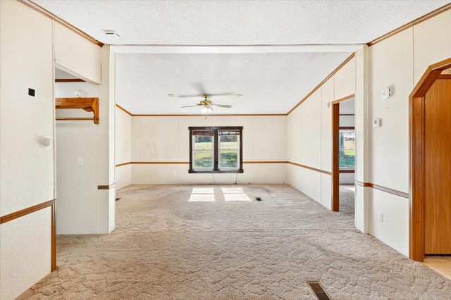 20300 E 1650 Road, Stockton, MO 65785