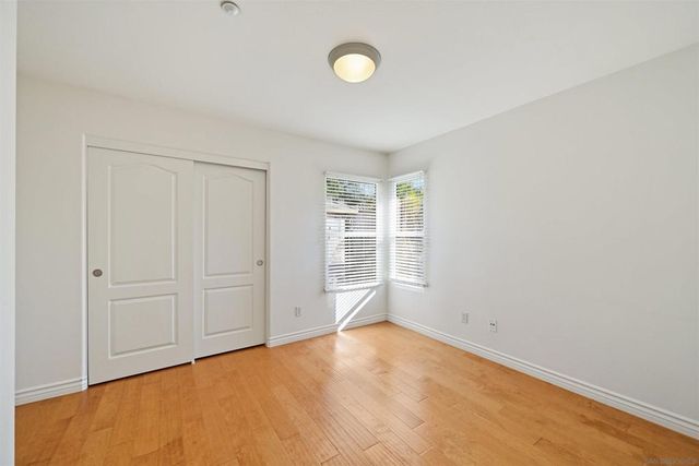 10521 Hollingsworth, San Diego, CA 92127