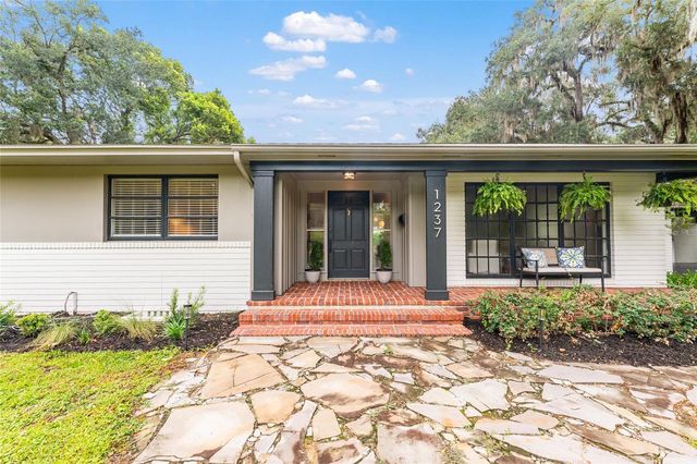 1237 SE 8TH STREET, Ocala, FL 34471