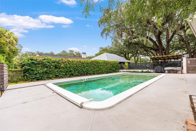 1237 SE 8TH STREET, Ocala, FL 34471