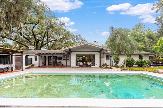 1237 SE 8TH STREET, Ocala, FL 34471