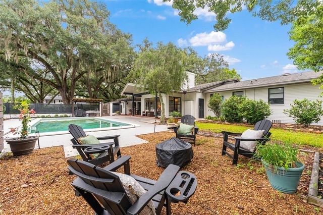 1237 SE 8TH STREET, Ocala, FL 34471