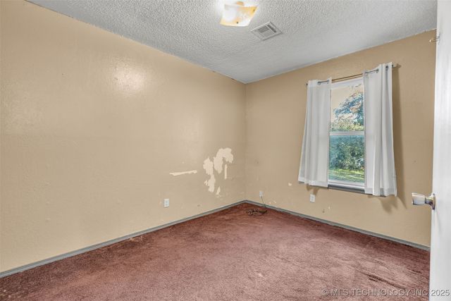 571 W 149th Place, Glenpool, OK 74033