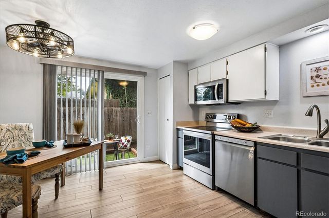 6906 W 48th Avenue, Wheat Ridge, CO 80033