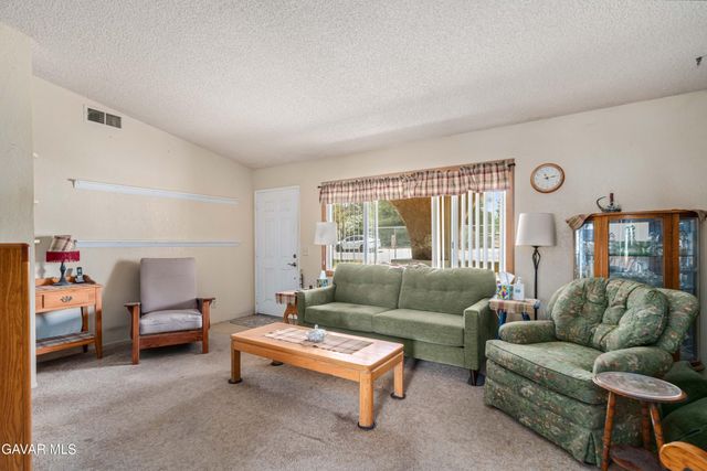 9829 E Ave S12 Vic 98th Ste, Littlerock, CA 93543