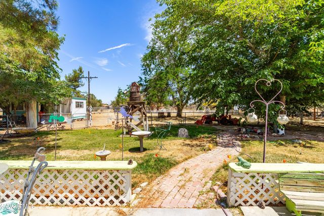 9829 E Ave S12 Vic 98th Ste, Littlerock, CA 93543