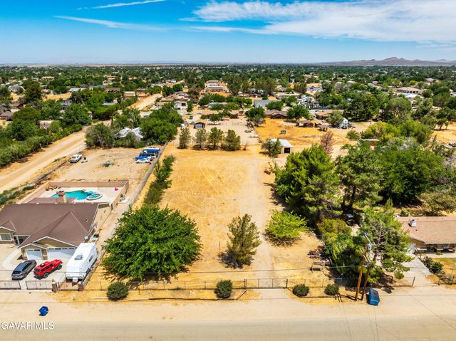 9829 E Ave S12 Vic 98th Ste, Littlerock, CA 93543