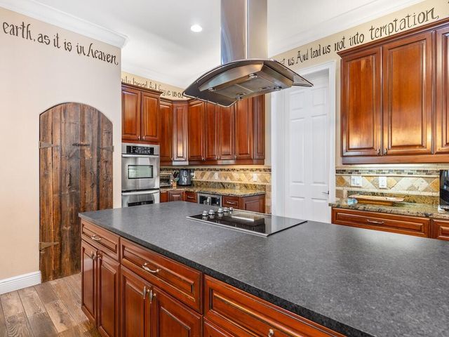 6140 55th Avenue, Vero Beach, FL 32967