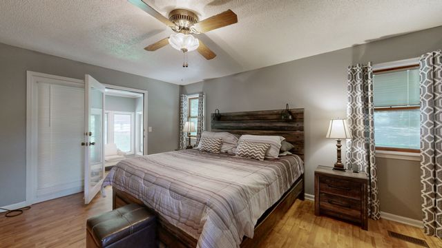 327 Russwood Dr, Springville, TN 38256