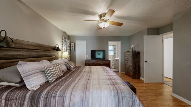 327 Russwood Dr, Springville, TN 38256