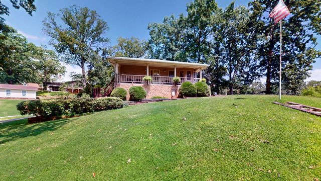 327 Russwood Dr, Springville, TN 38256