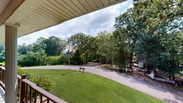 327 Russwood Dr, Springville, TN 38256