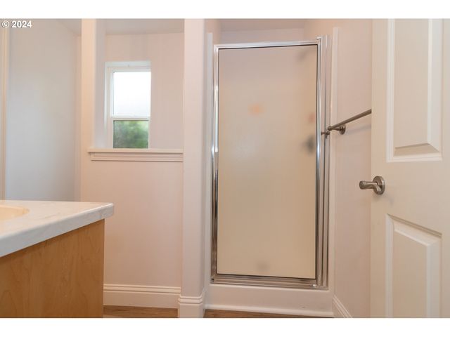 9 WATERFORD DOWNS, Florence, OR 97439