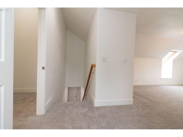 9 WATERFORD DOWNS, Florence, OR 97439
