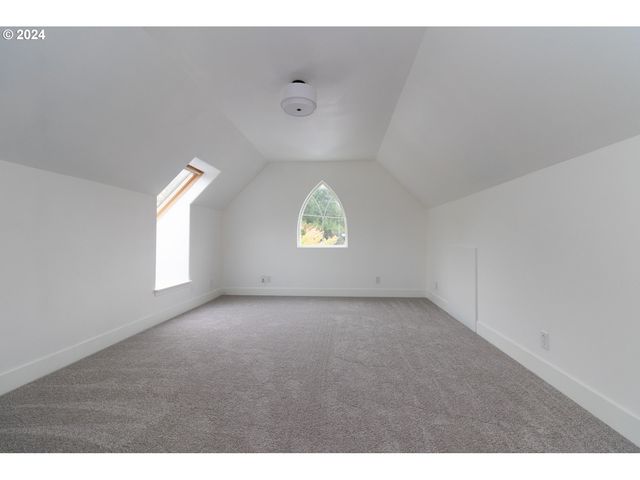 9 WATERFORD DOWNS, Florence, OR 97439