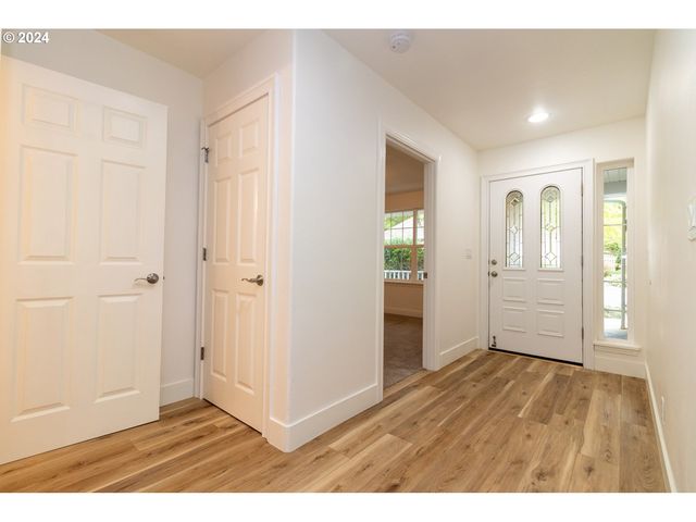 9 WATERFORD DOWNS, Florence, OR 97439