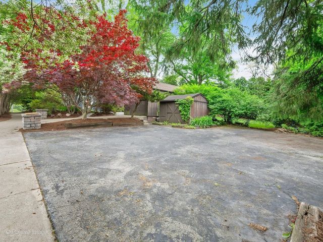 3904 Earlston Road, Downers Grove, IL 60515
