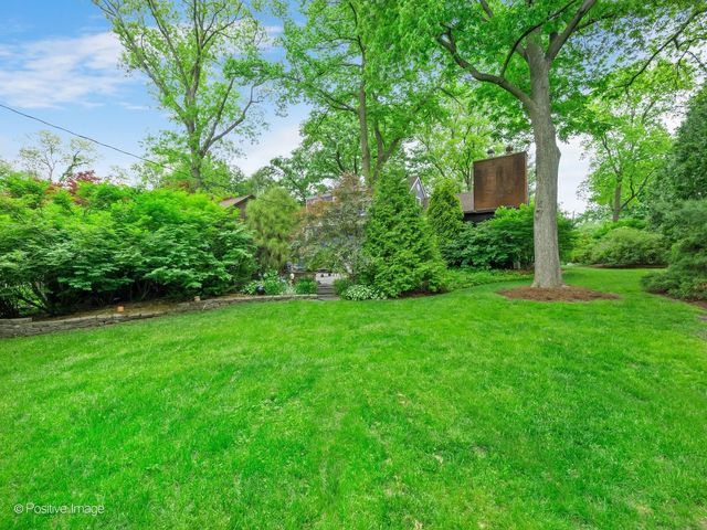 3904 Earlston Road, Downers Grove, IL 60515