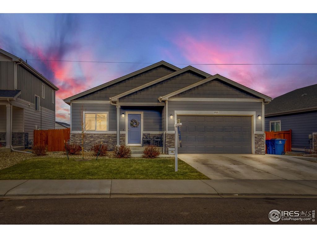 1935 Lavender Ln, Milliken, CO 80543