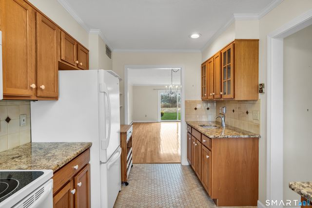 100 Dudley Avenue H42, Old Saybrook, CT 06475