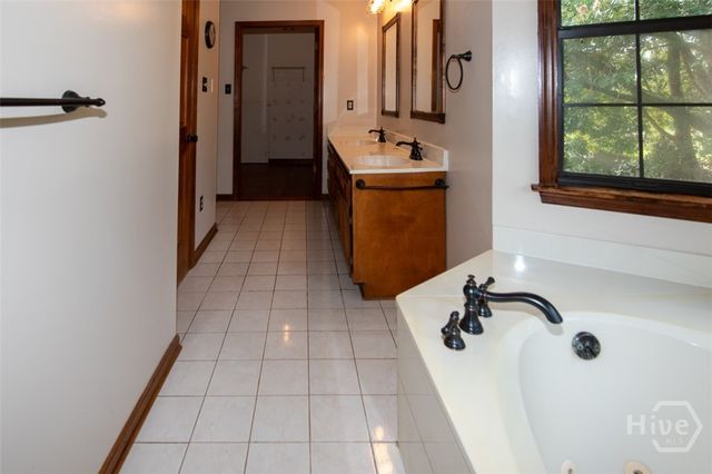 220 US 80, Ellabell, GA 31308