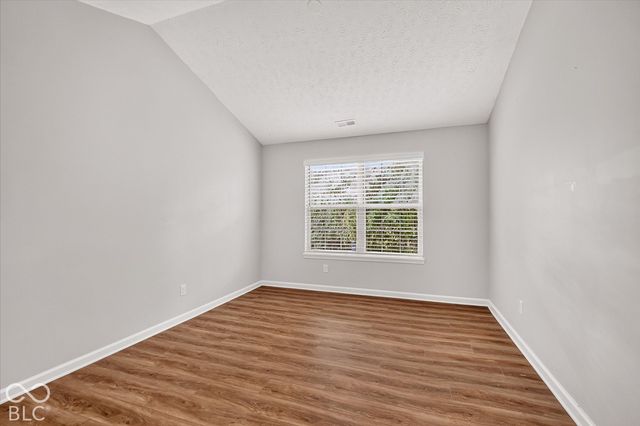 9741 Roxbury Drive, Fishers, IN 46038