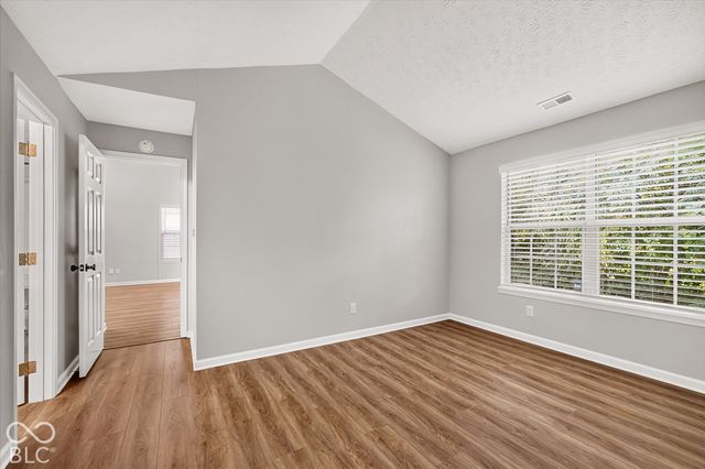 9741 Roxbury Drive, Fishers, IN 46038