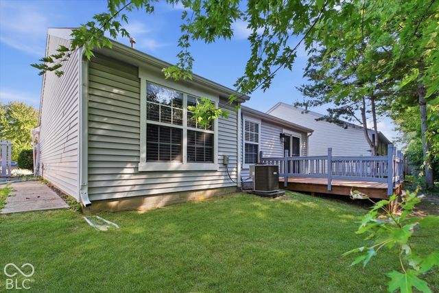 9741 Roxbury Drive, Fishers, IN 46038