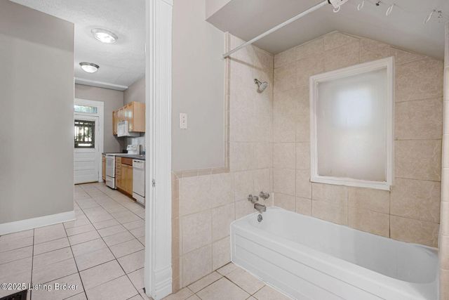 1612 S 2nd St, Louisville, KY 40208