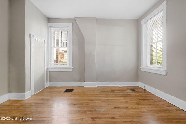 1612 S 2nd St, Louisville, KY 40208