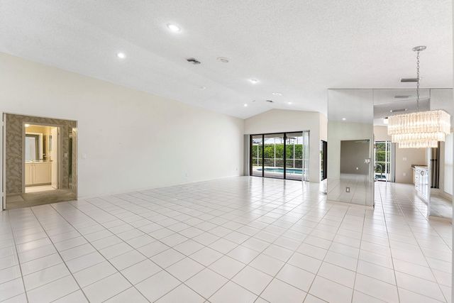 10991 HIGHLAND Circle, Boca Raton, FL 33428