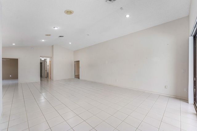 10991 HIGHLAND Circle, Boca Raton, FL 33428